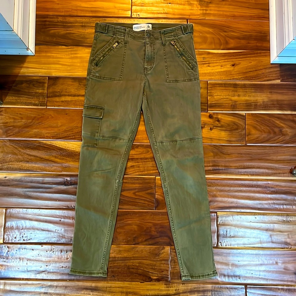 Skinny Cargo Pants